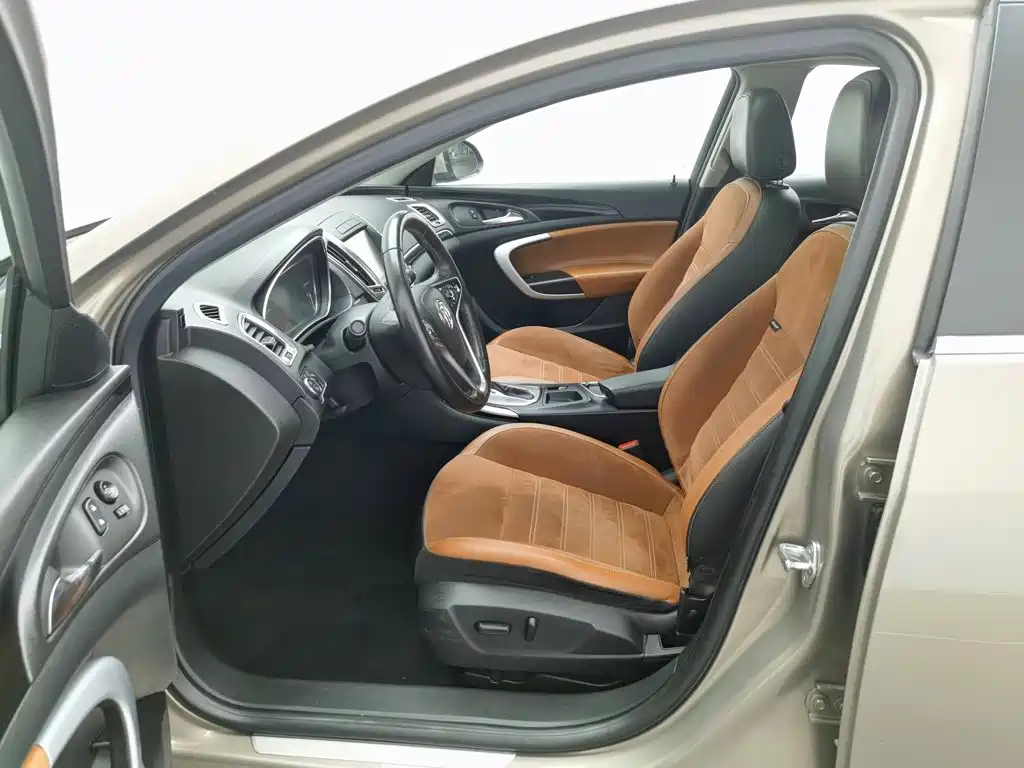 Buick Regal 2015 — фото 10