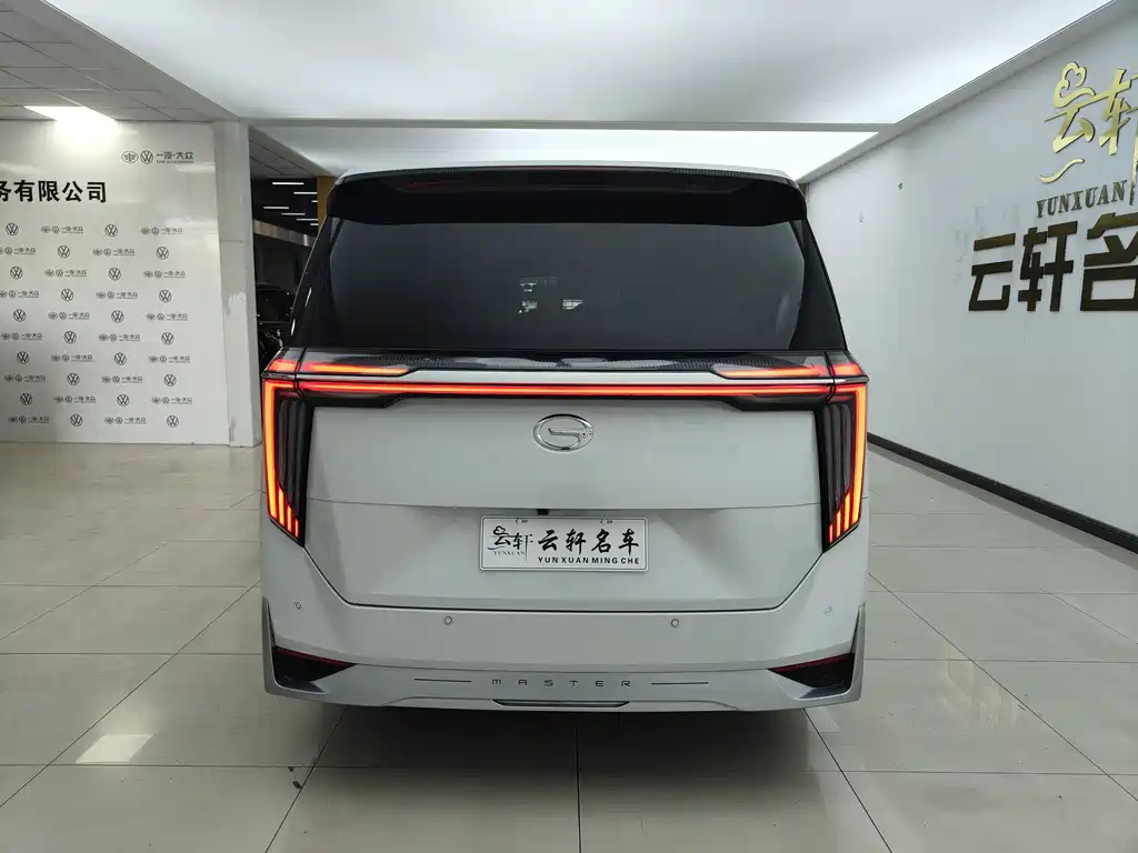 GAC Motor Trumpchi M8 2024 — фото 13
