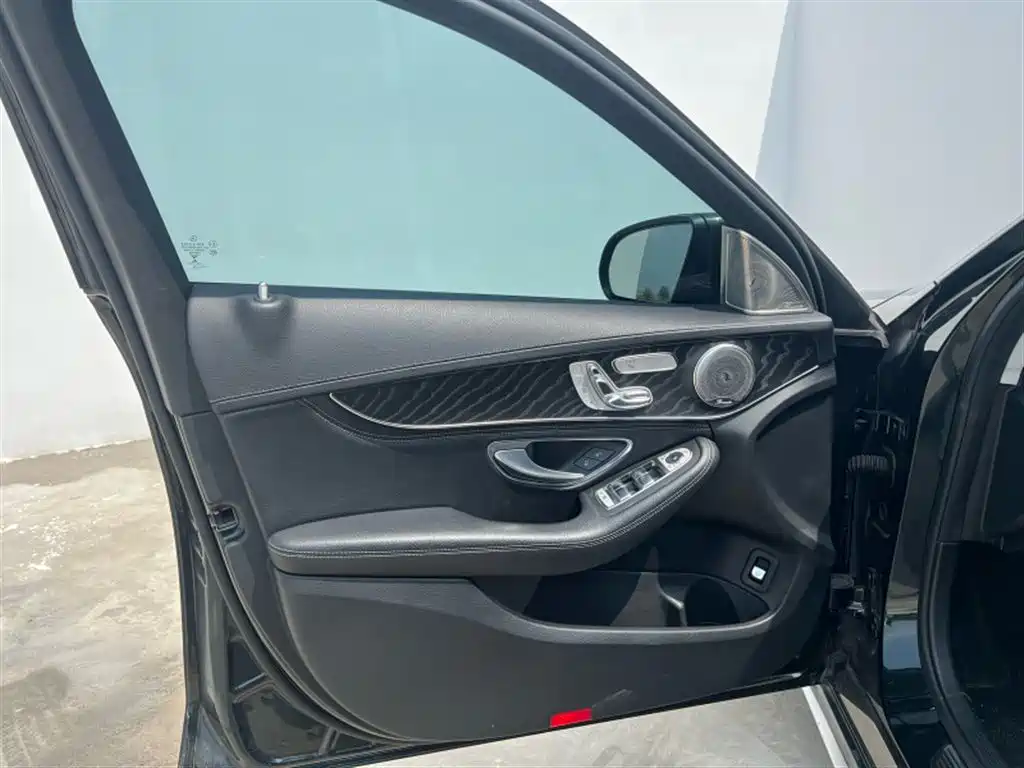 Mercedes-Benz C-Class 2020 — фото 13