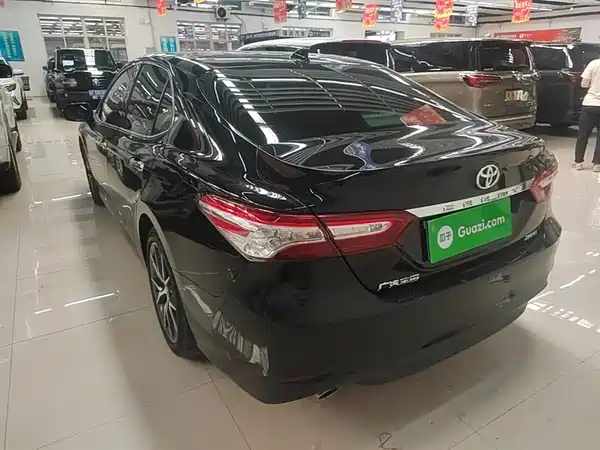 Toyota Camry 2021