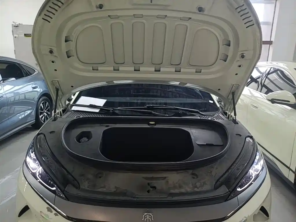 BYD Qin L 2025 — фото 20