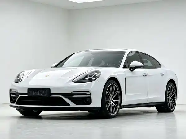 Porsche Panamera 2018