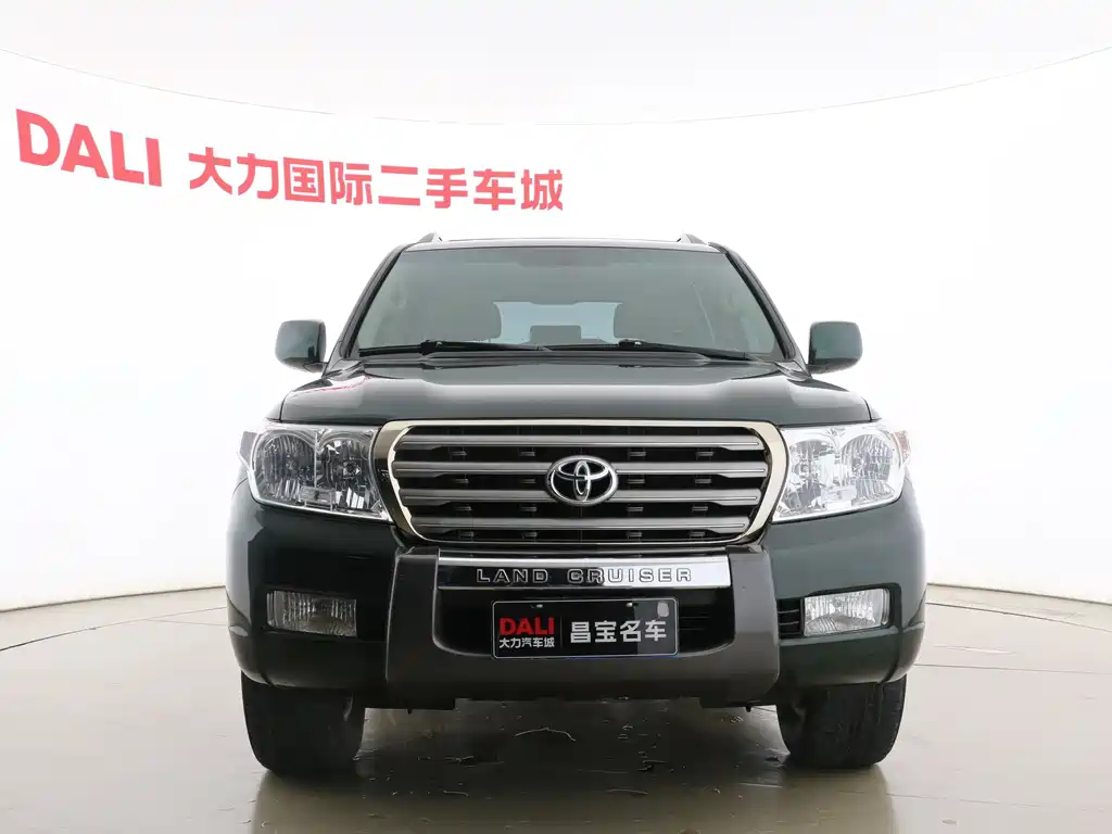 Toyota Land Cruiser 2011 — фото 2