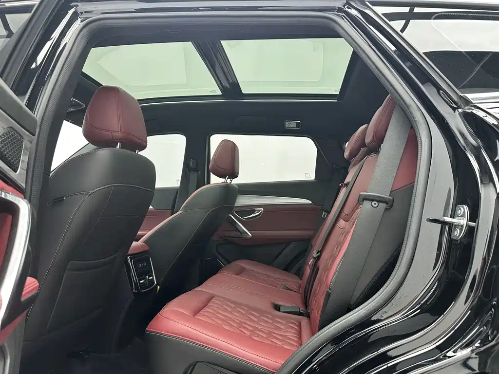 Jetour X70 PLUS 2023
