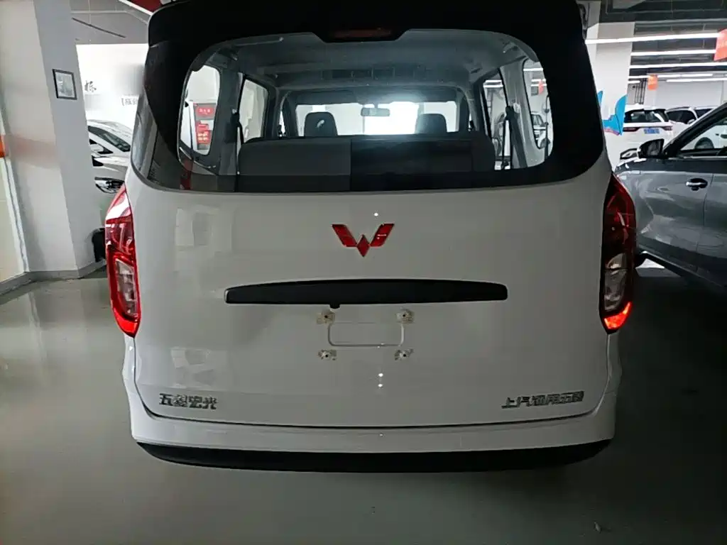 Wuling Hongguang New Energy 2024