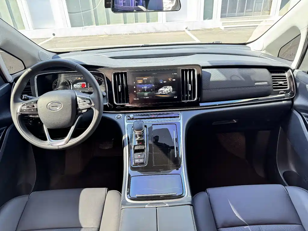 GAC Motor Trumpchi M8 2023 — фото 11