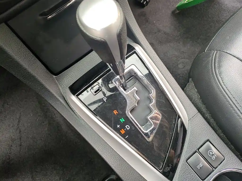 Toyota Corolla 2019 — фото 14