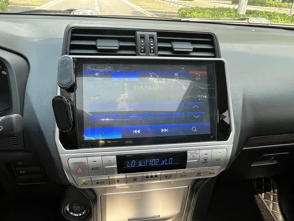 Toyota Prado 2018 — фото 15