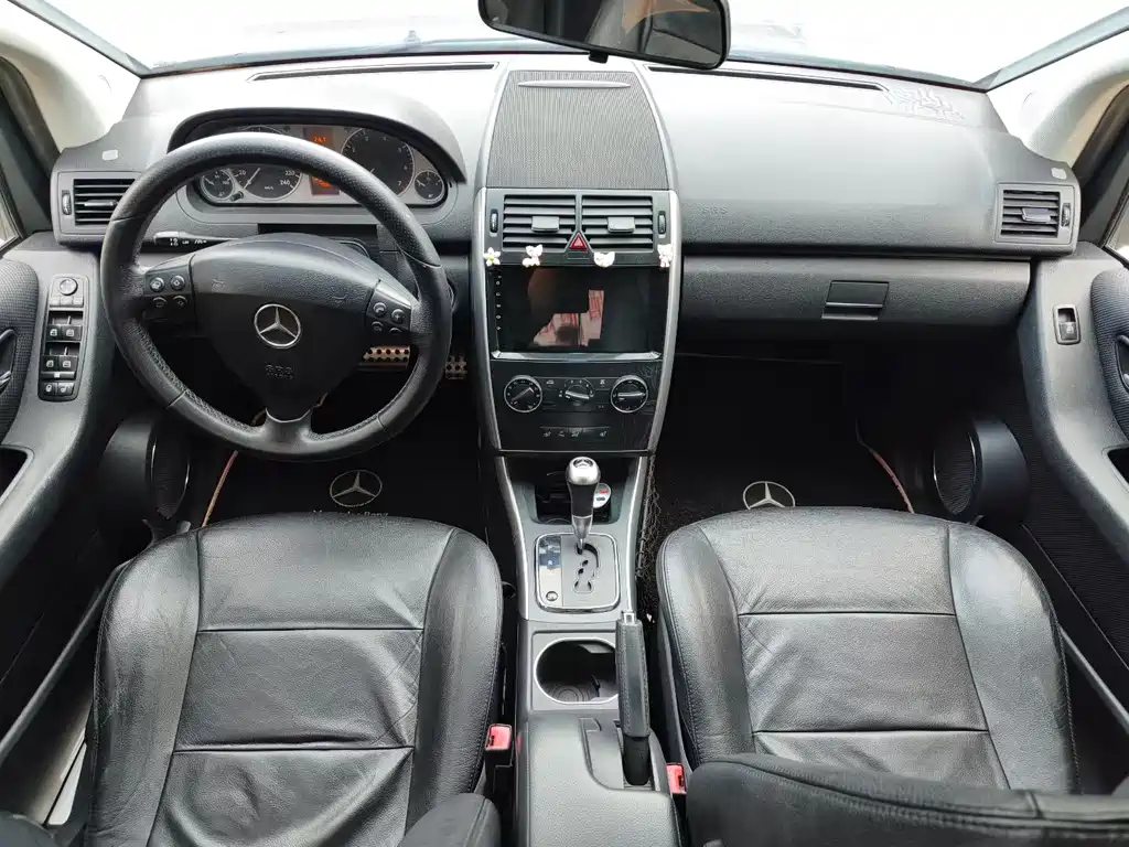 Mercedes-Benz A-Class 2011