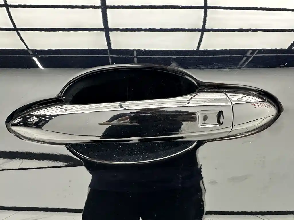 Jetour X70 PLUS 2023 — фото 11