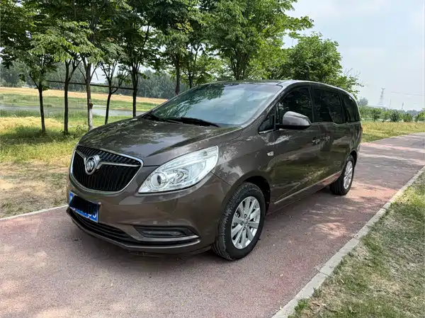 Buick GL8 2017