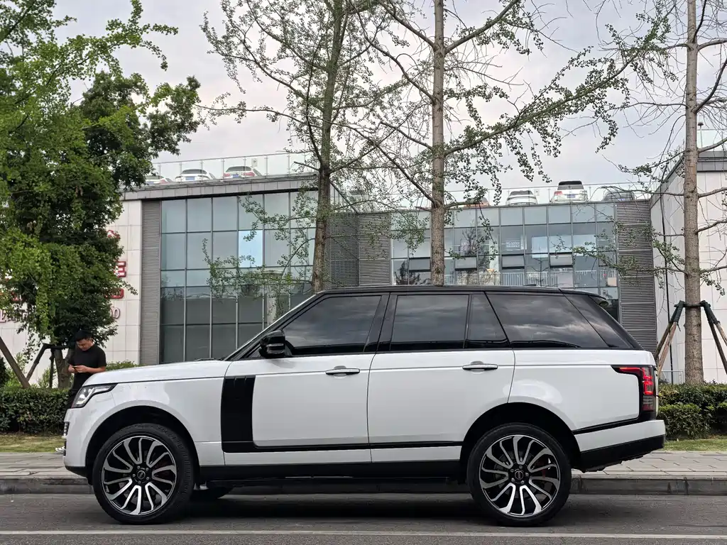 Land Rover Range Rover 2019 — фото 2