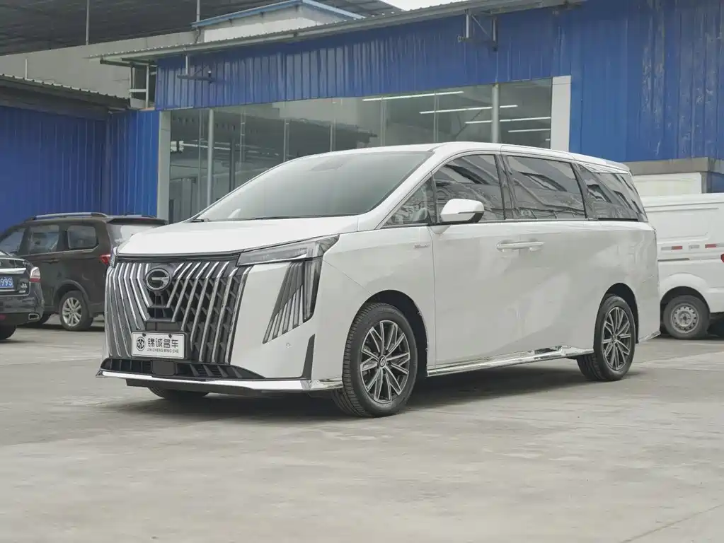 GAC Motor Trumpchi M8 2025 — фото 1