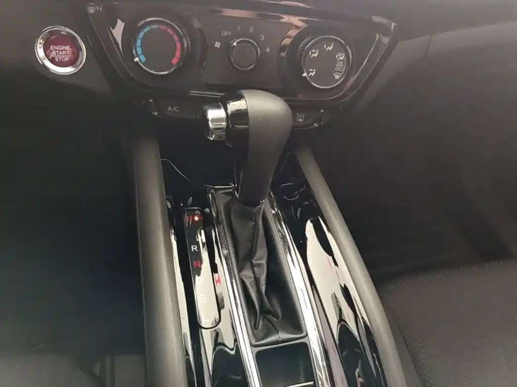 Honda Vezel 2019 — фото 14