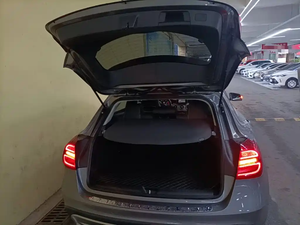 Mercedes-Benz GLA 2015 — фото 19