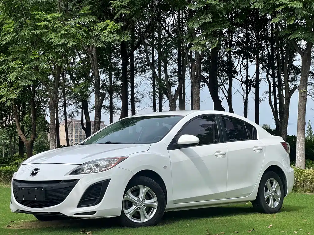 Mazda 3 Xingcheng 2014 — фото 10