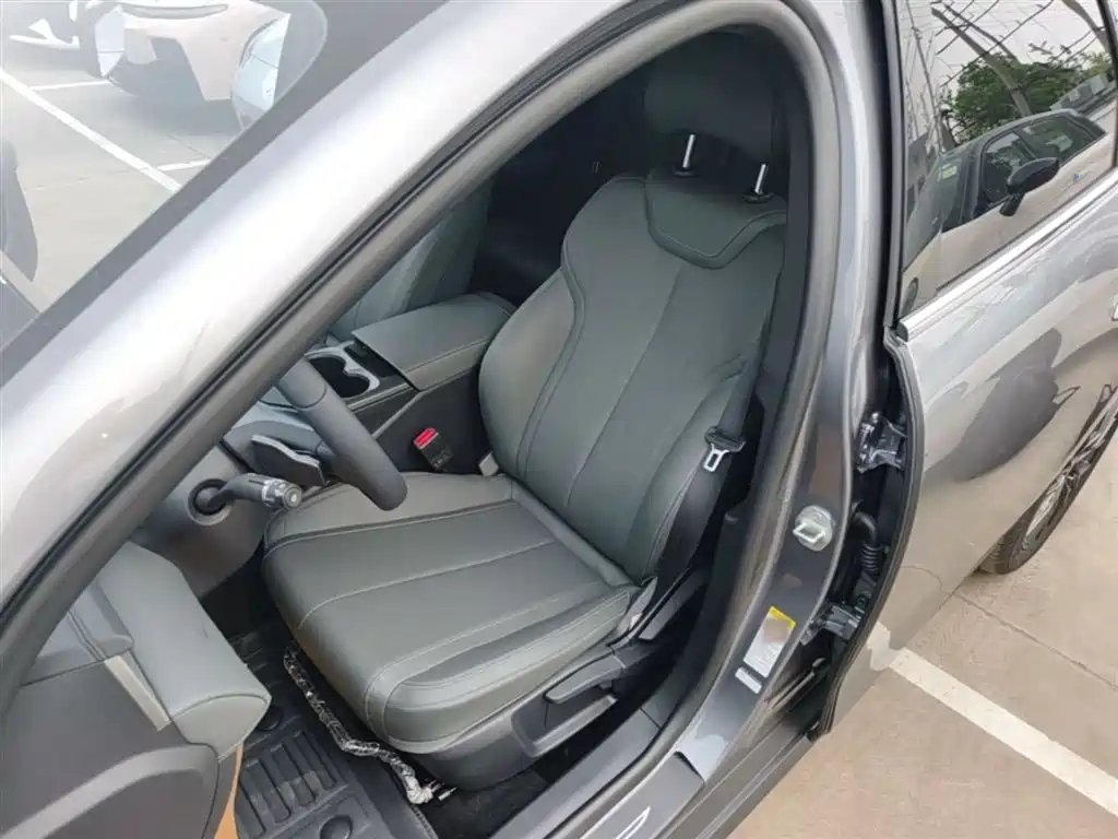 BYD Qin PLUS 2025 — фото 15
