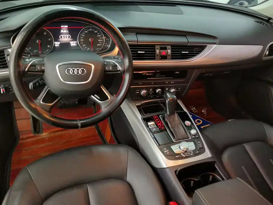 Audi A6L 2018 — фото 12