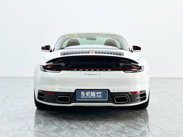 Porsche 911 2022