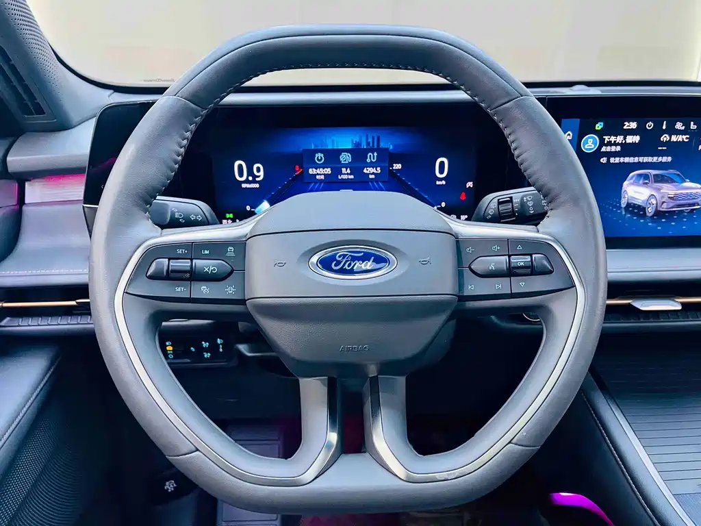 Ford Edge 2024 — фото 15