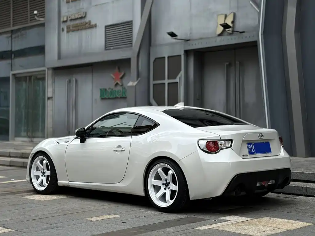 Toyota 86 2016 — фото 7