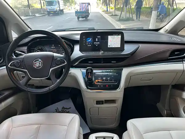 Buick GL8 2021