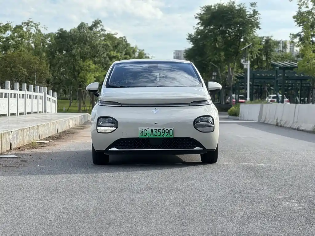 Baojun Clouds 2023