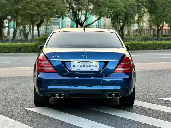 Mercedes-Benz S-Class 2008