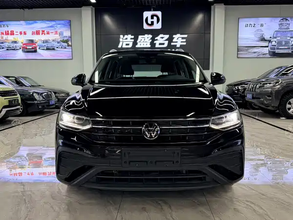 Volkswagen Tiguan L 2024