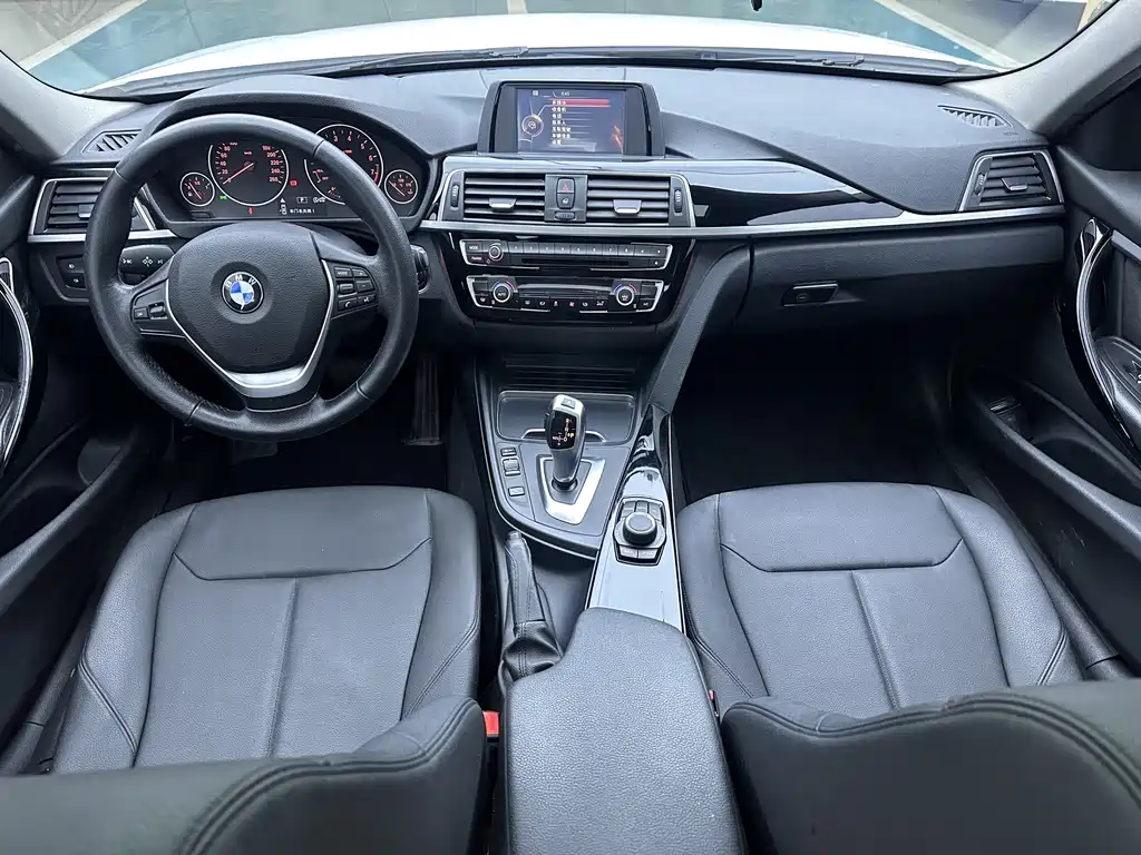 BMW 3 Series 2016