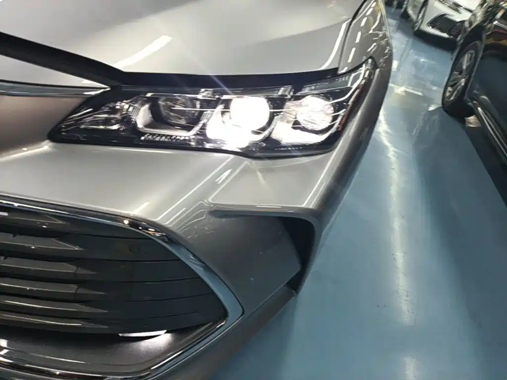 Toyota Avalon 2020 — фото 24