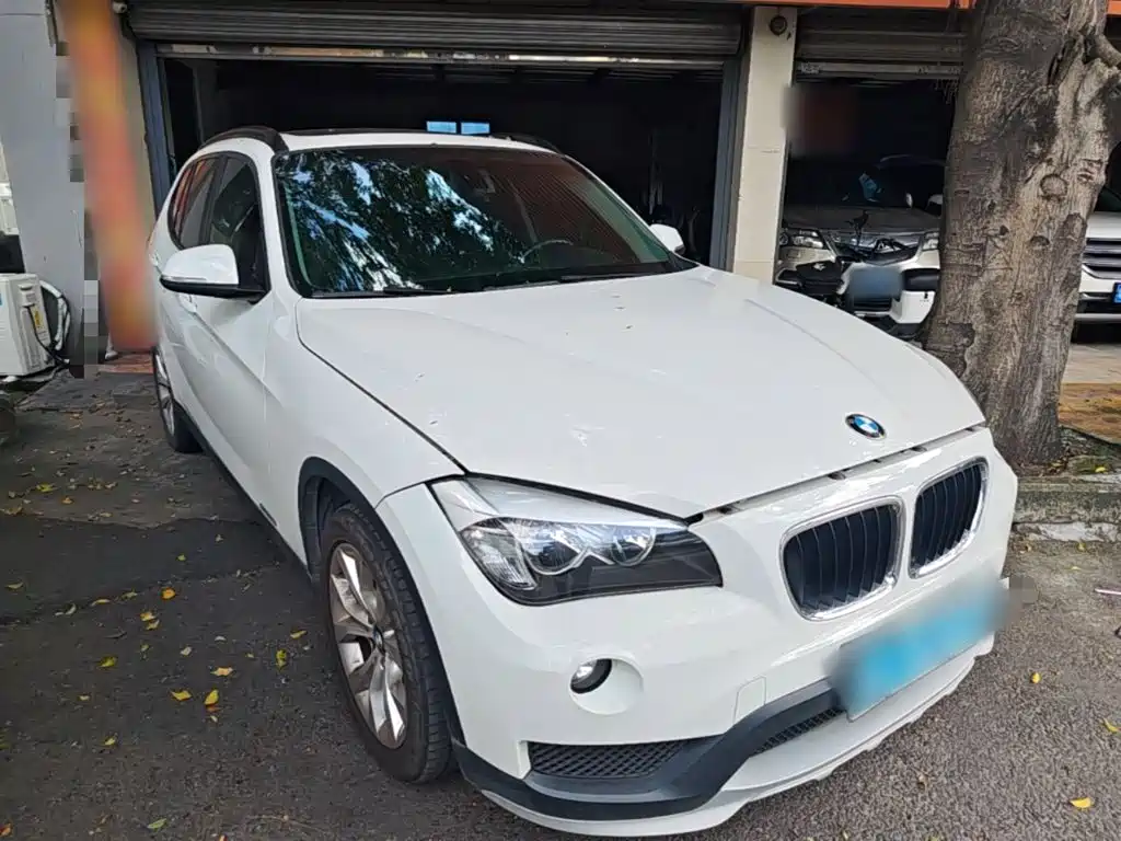 BMW X1 2014 — фото 4