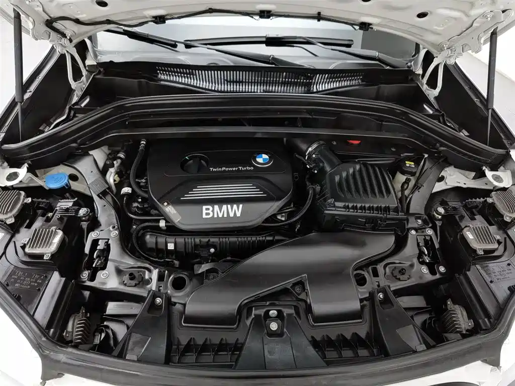 BMW X1 2018 — фото 6