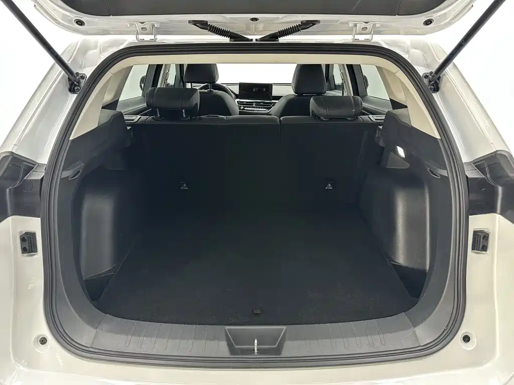 Haval H6 2023 — фото 18