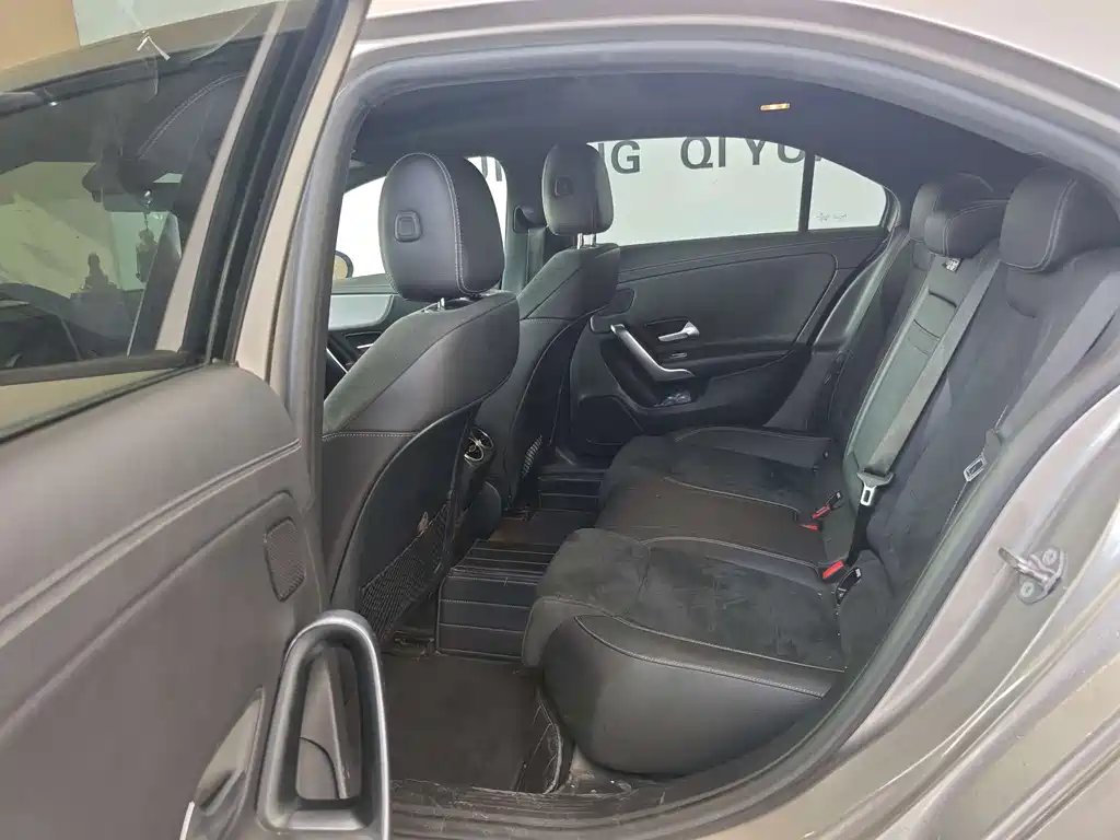 Mercedes-Benz A-Class 2020 — фото 14