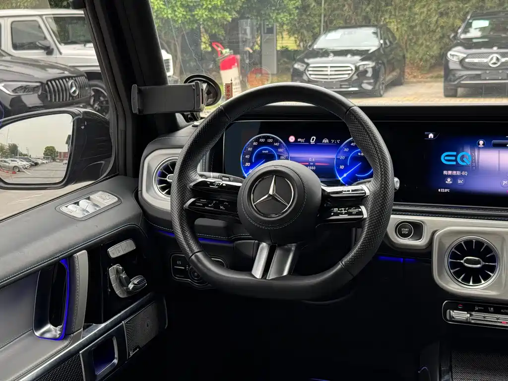 Mercedes-Benz G-Class New Energy 2024 — фото 14