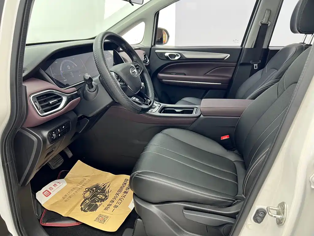 GAC Trumpchi M6 2022 — фото 8