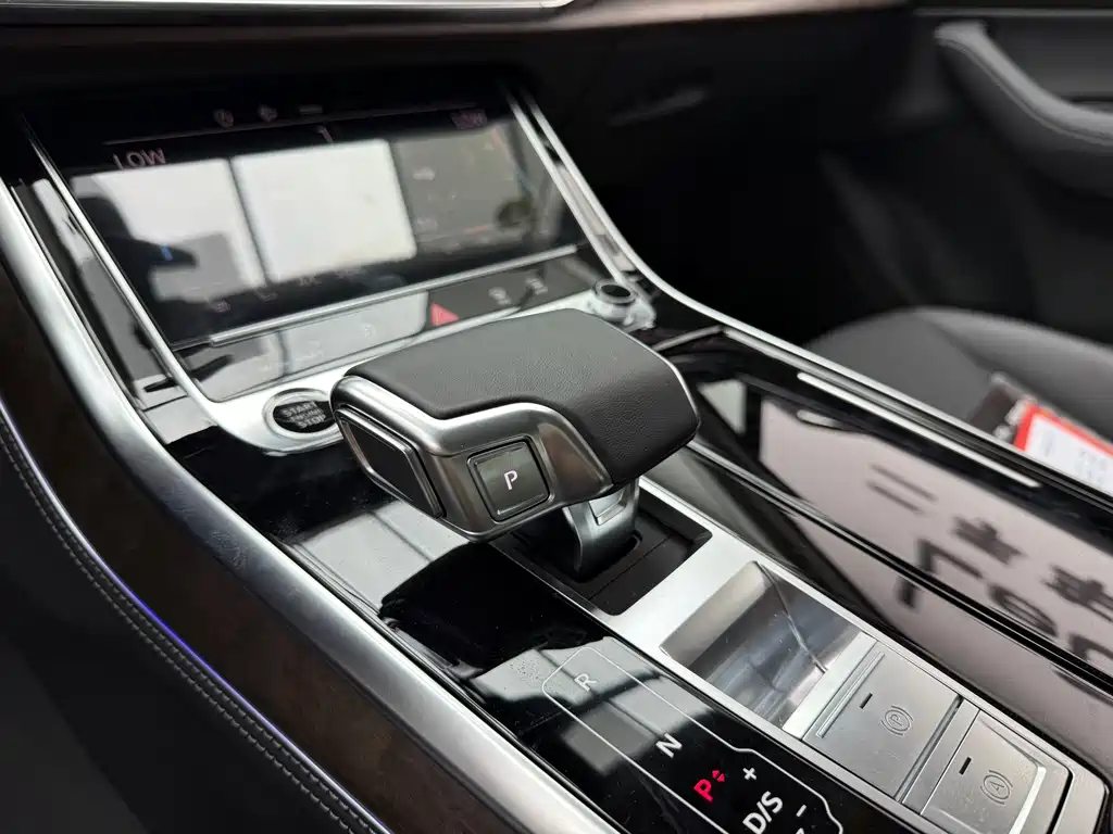 Audi Q7 2026 — фото 12