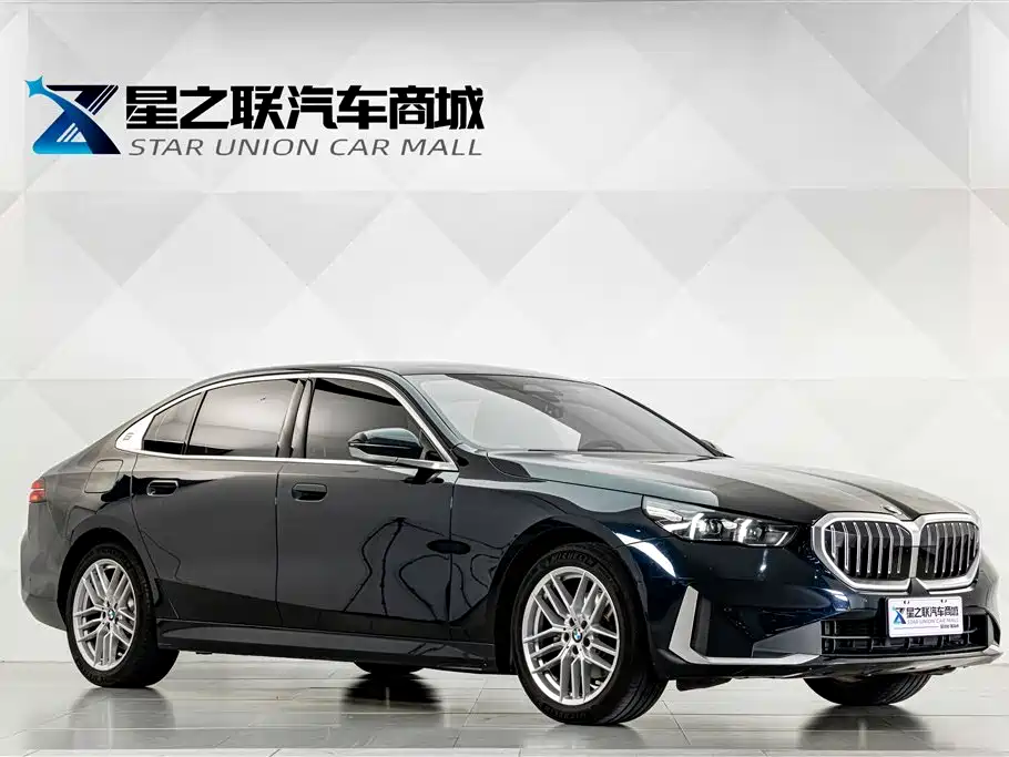 BMW 5 Series 2024