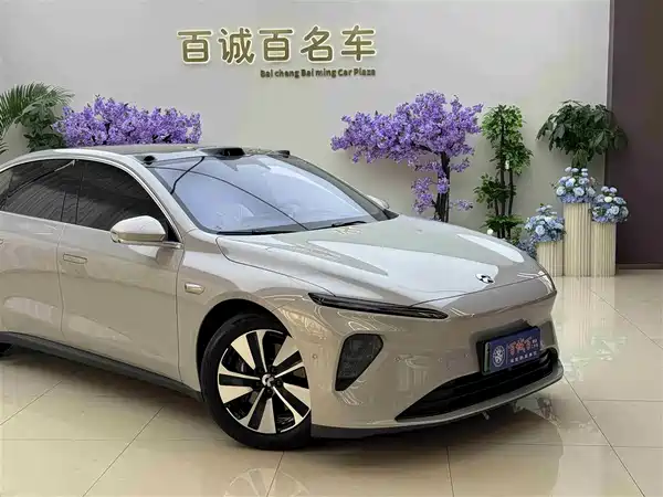 NIO ET7 2023