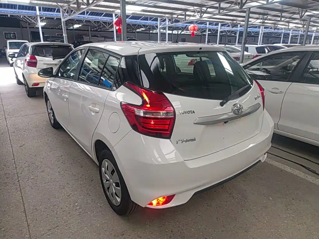 Toyota Yaris L 2017