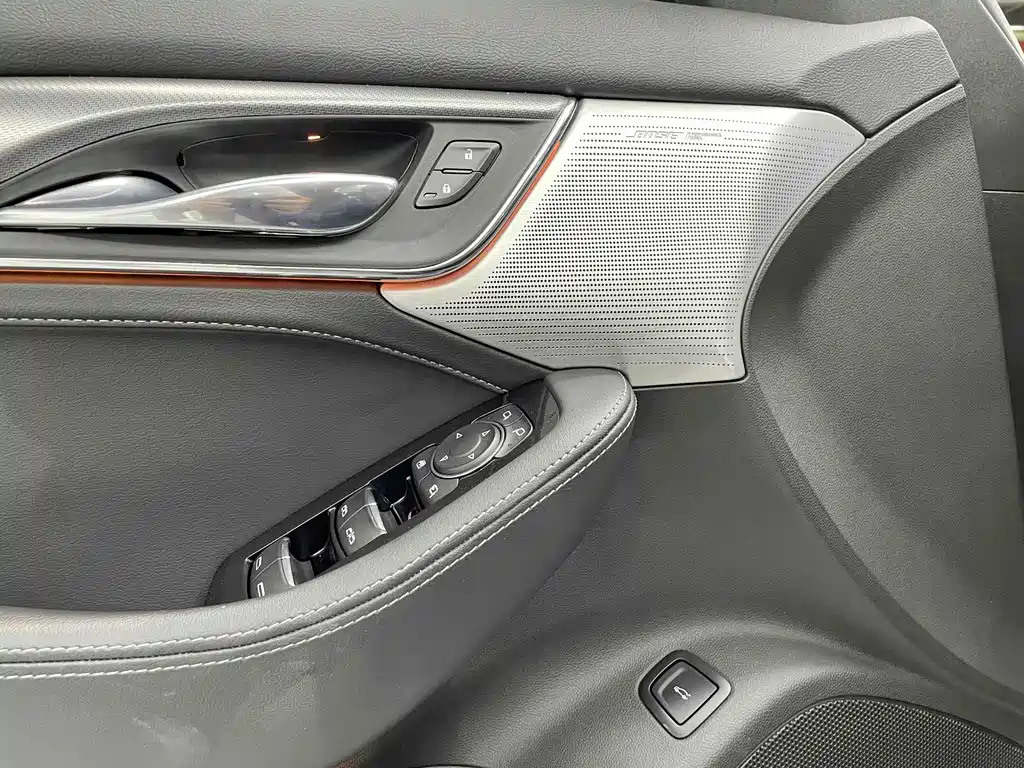 Cadillac CT5 2021 — фото 13