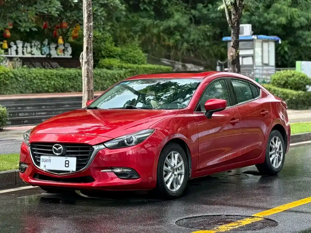 Mazda 3 Axela 2019 — фото 1