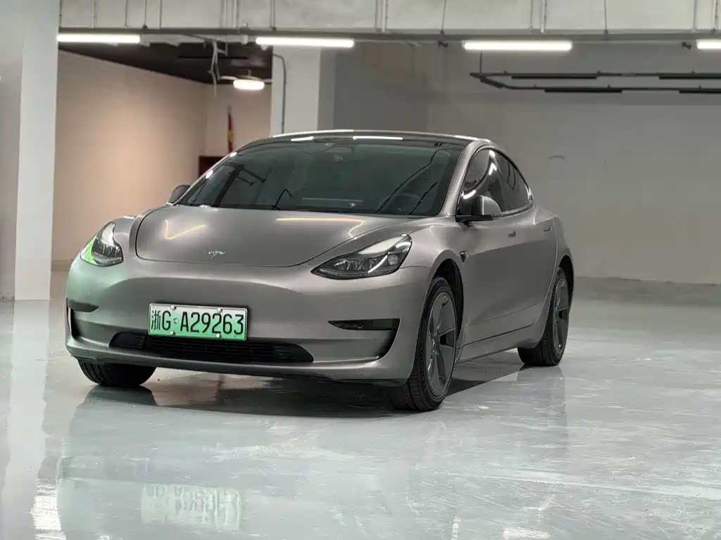 Tesla Model 3 2022 — фото 1