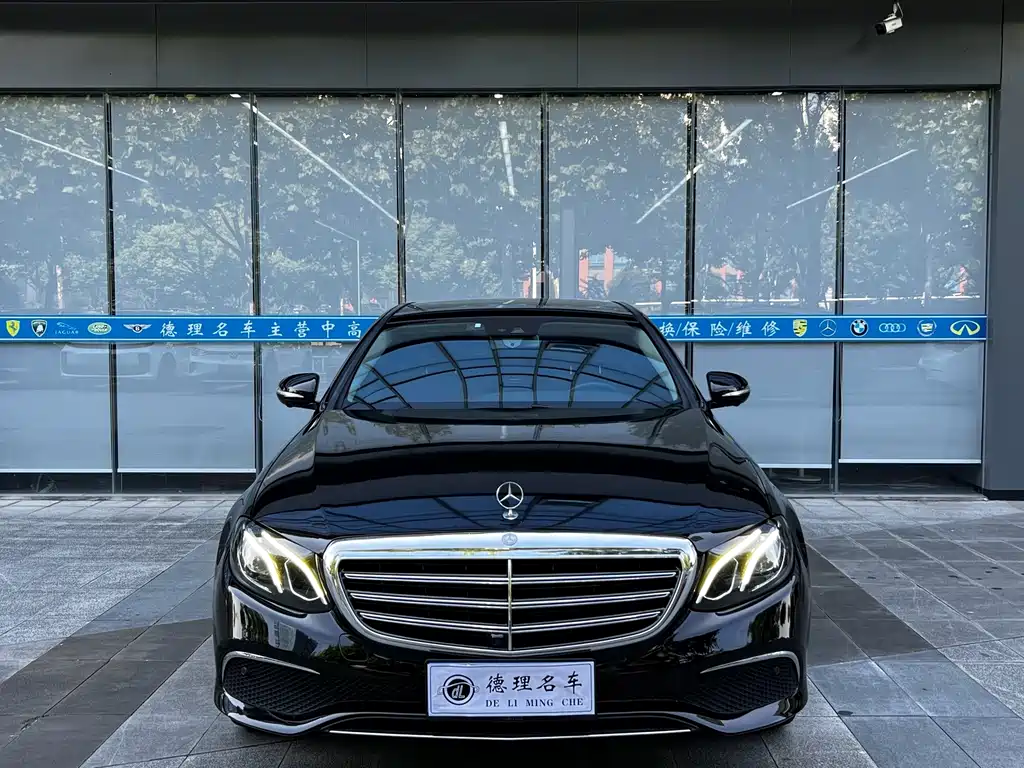 Mercedes-Benz E-Class 2017 — фото 3