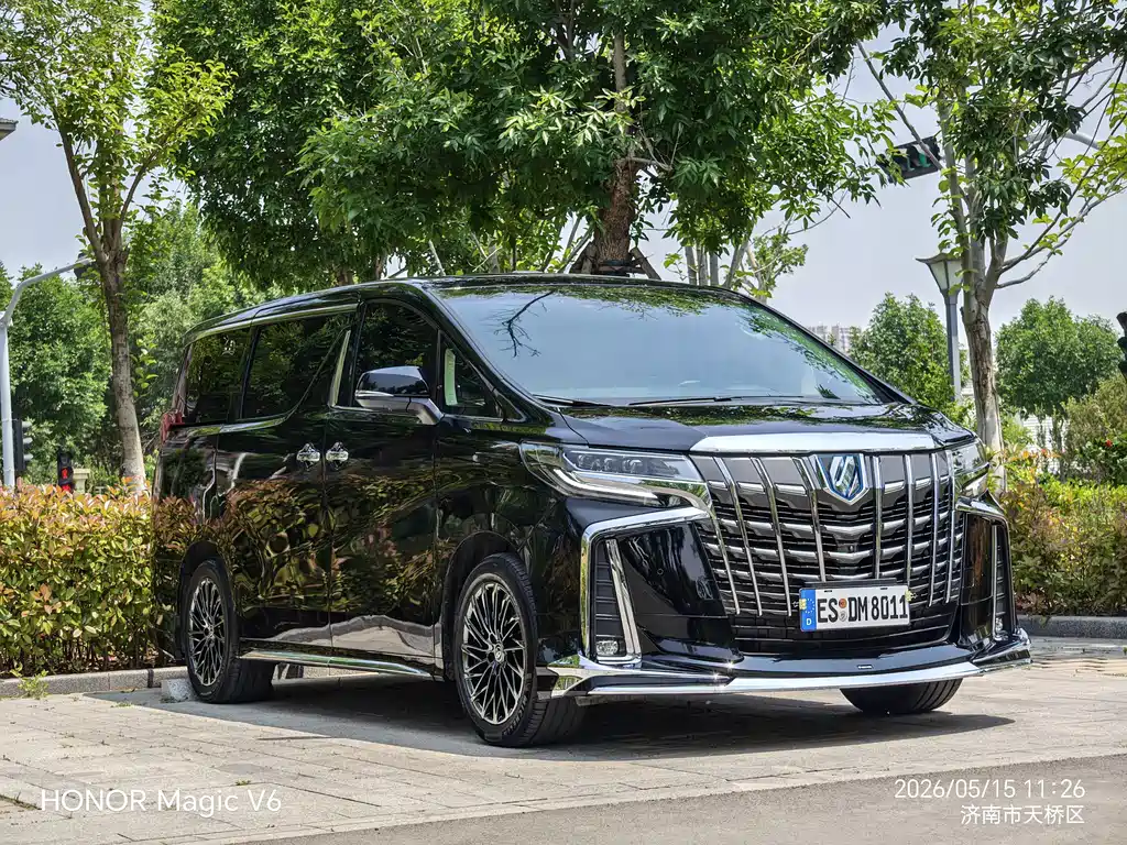 Toyota Vellfire 2023 — фото 3