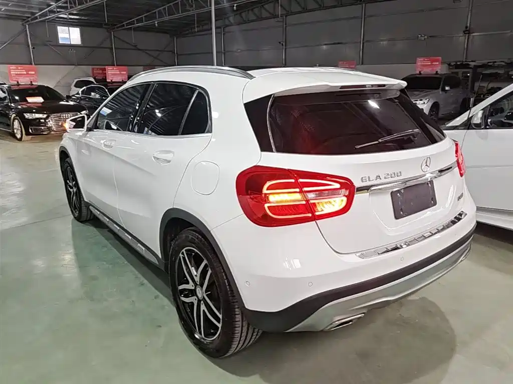 Mercedes-Benz GLA 2016 — фото 5