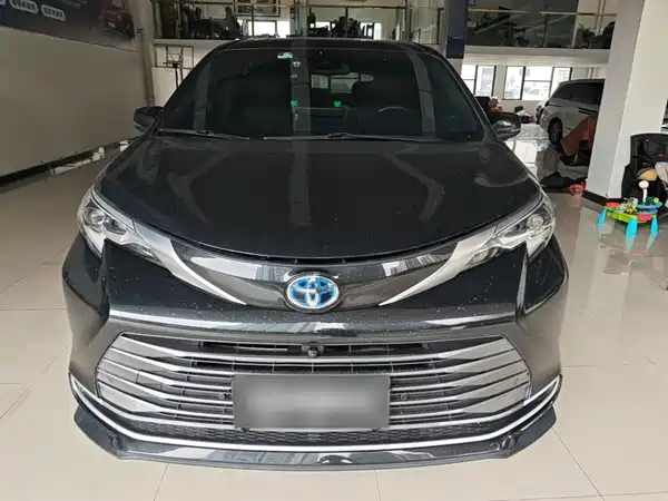 Toyota Sienna 2022