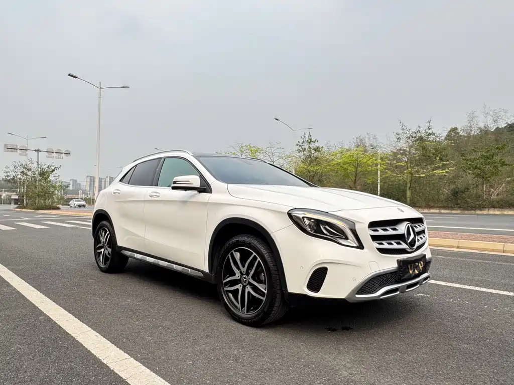 Mercedes-Benz GLA 2018 — фото 2