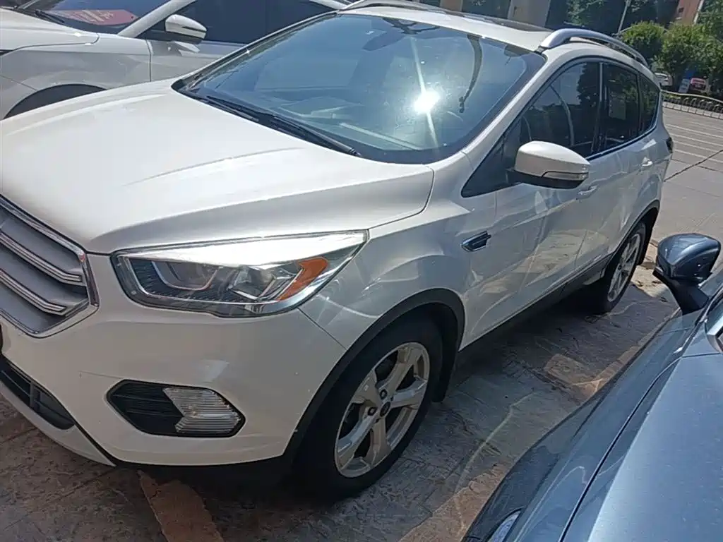 Ford Kuga 2018 — фото 2